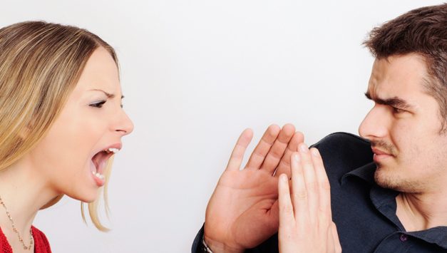 Cara Menghadapi Wanita Tantrum Tanpa Memperkeruh Keadaan