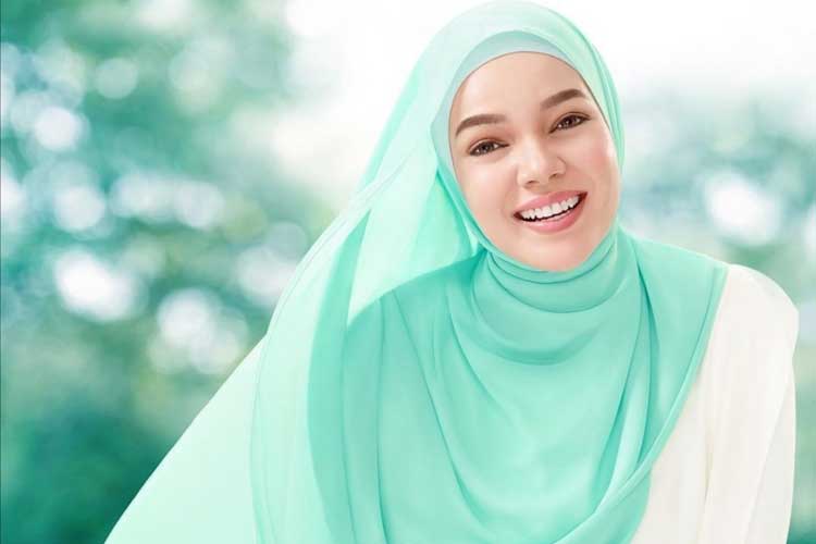 Dewi Sandra Perjalanan Karir Yang Menarik Di Dunia Hiburan