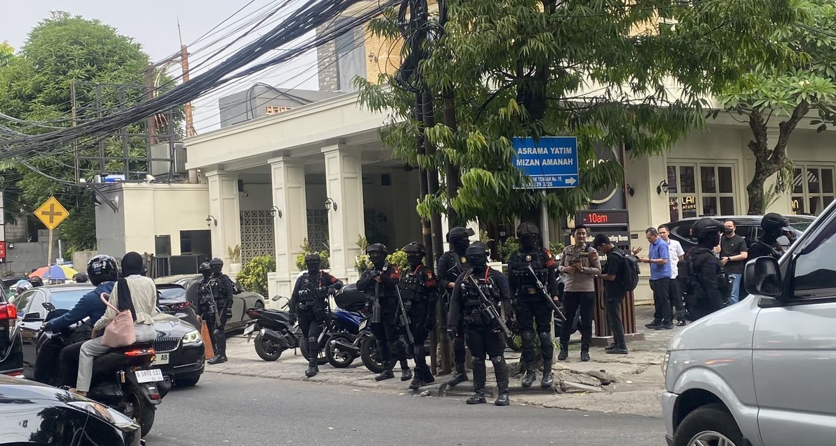 Fakta-Fakta Penggeledahan Kafe De’Clan Cipete dan 11 Lokasi!