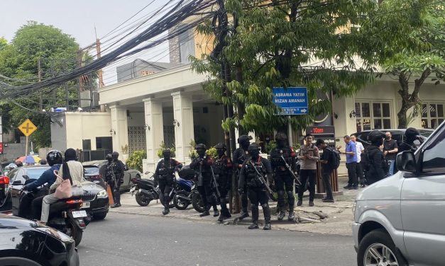 Fakta-Fakta Penggeledahan Kafe De’Clan Cipete dan 11 Lokasi!