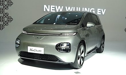 Kemewahan Wuling Cloud EV Terasa Nyaman Seperti Di Rumah