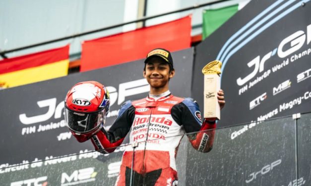 Pembalap Muda Indonesia Ramadhipa Menang Dramatis di Jerez