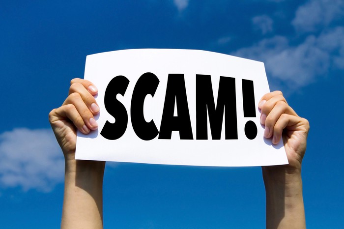 Penipuan Atau Scammer Secara Individu Maupun Kelompok