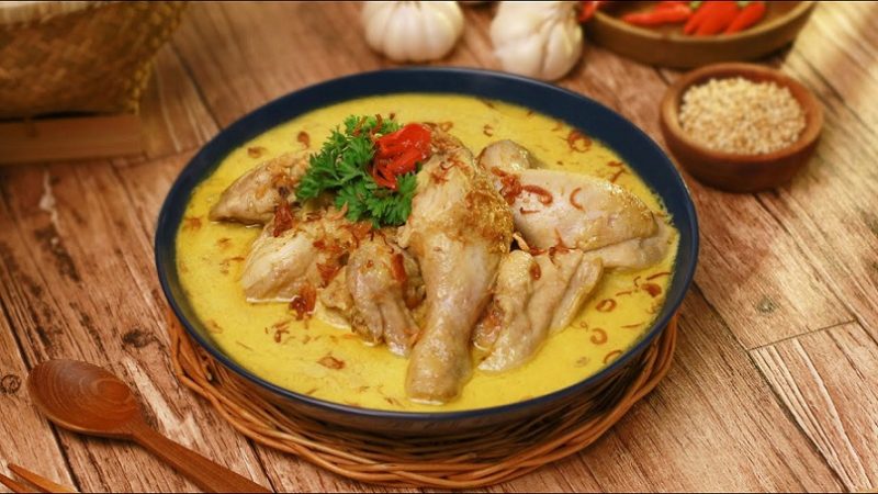 Hidangan Ayam Opor Khas Indonesia, Yuk Simak Sejarahnya!